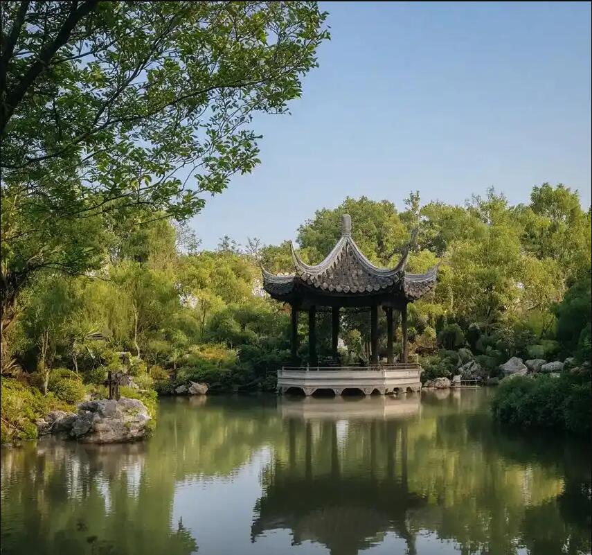 荣县夜白餐饮有限公司